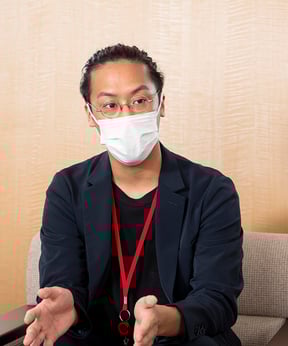 株式会社七彩 中島様